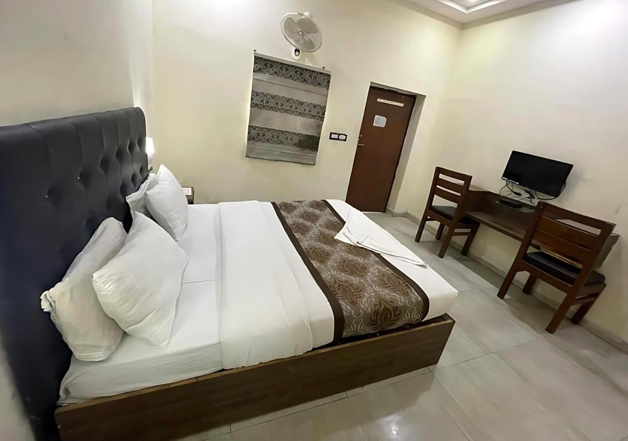 Baba - Near Charbagh Railway Station Lucknow