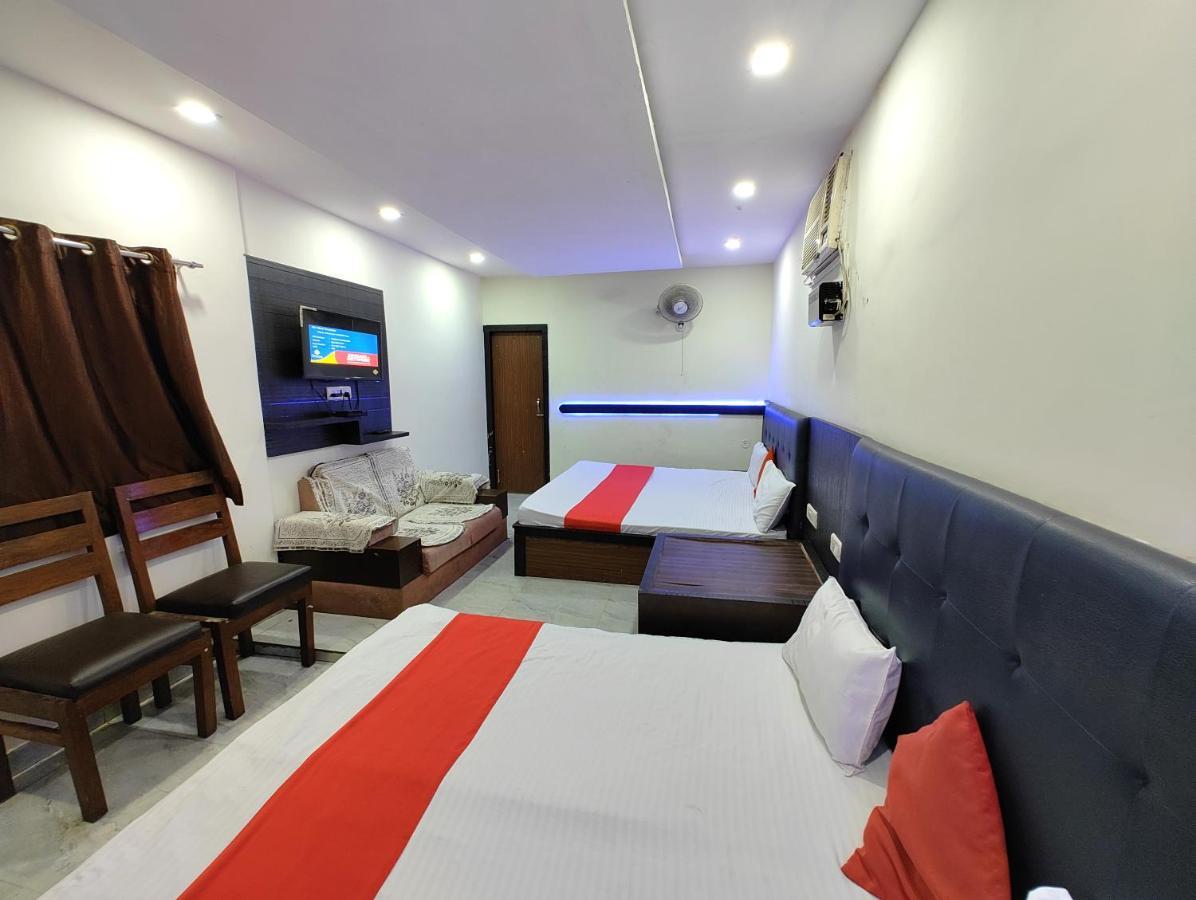 Hotel Baba - Near Charbagh Railway Station Lucknow